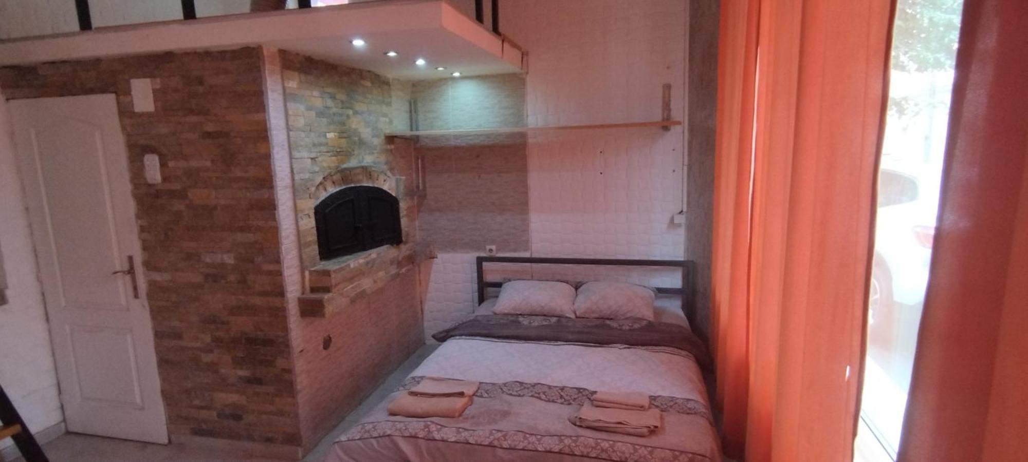 Small Apartment Private Bathroom Strong Wi-Fi ベオグラード エクステリア 写真